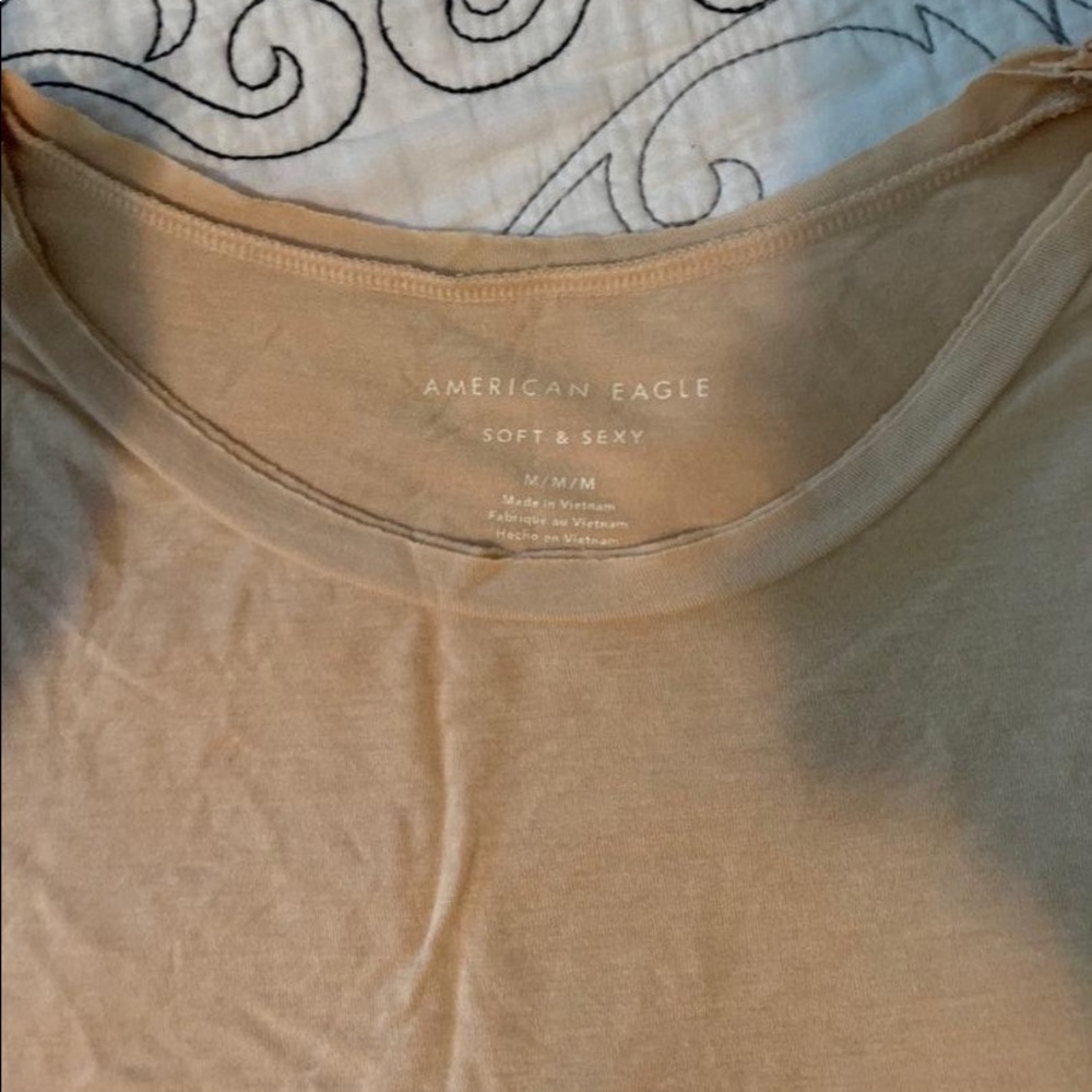 American Eagle shirt